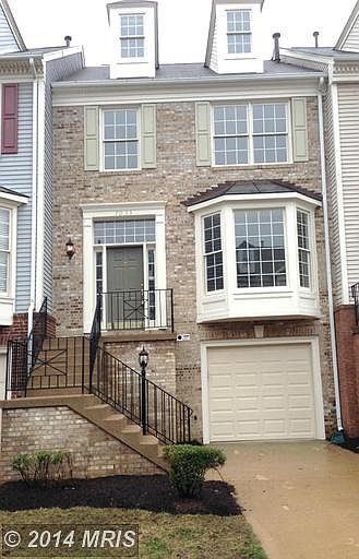 1st image of 7033 Kings Manor Dr