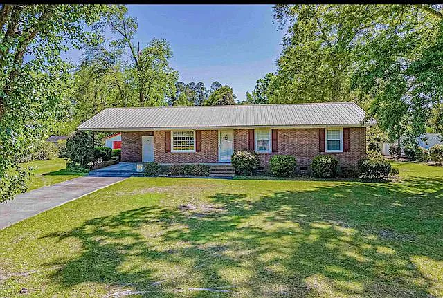 4620 Circle Dr