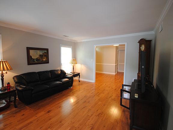 wide plank wood floors