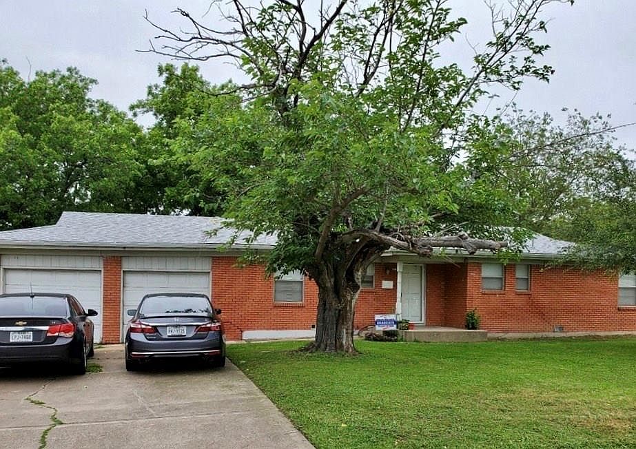 1st image of 6701 Manor Dr