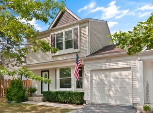 1456 N Driftwood Ave, Palatine, IL 60067