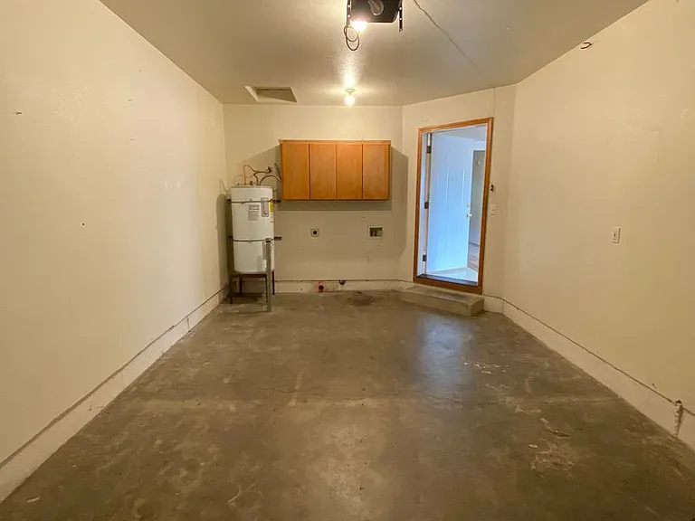2635 Lyon St SE — Photo 16