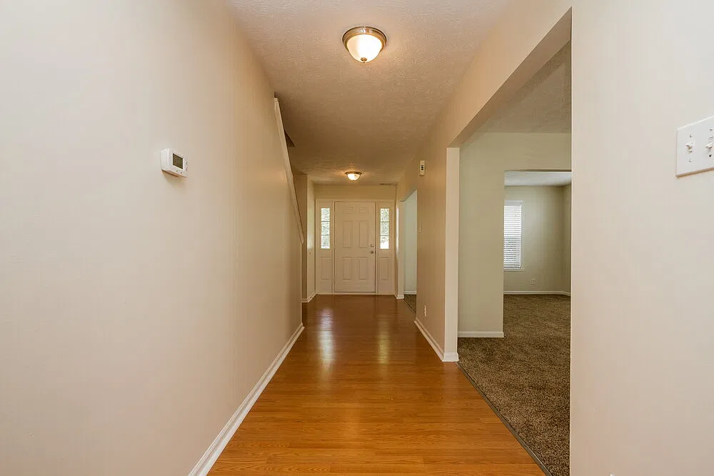 4 bed, 2.5 bath, 2656 sqft, $2,485 — Photo 3