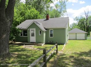 621 W Howe Ave, Lansing, MI 48906