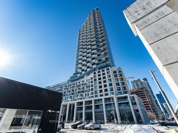 16 Bonnycastle St #1510, Toronto, ON M5A 0C9