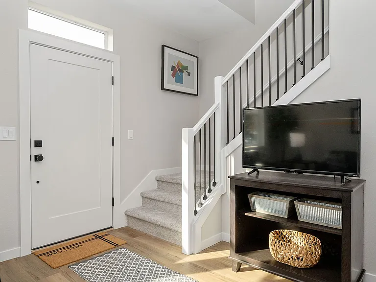 Brand New Newberg Homes- Up to 1 Month Free! — Photo 22