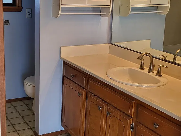 5448 Marian Dr NE — Photo 14
