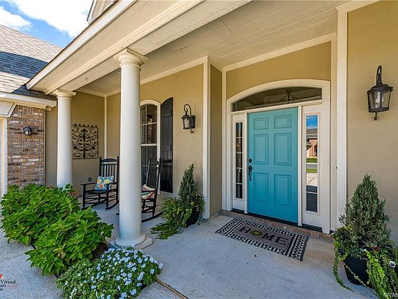 2nd image of 408 Fair Oaks