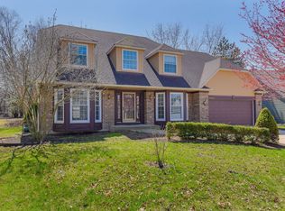 26W603 Lindsey Ave, Winfield, IL 60190