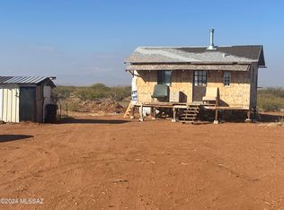 1257 S Catclaw Rd, Pearce, AZ 85625