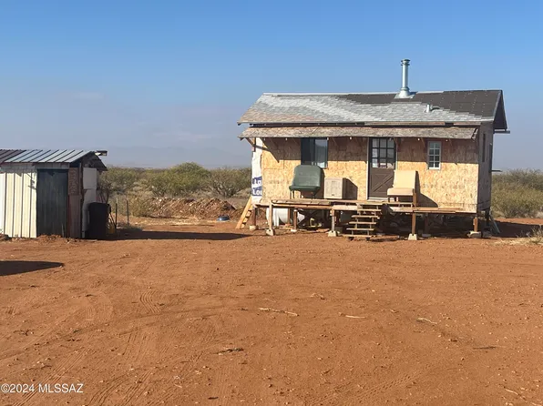1257 S Catclaw Rd, Pearce, AZ 85625