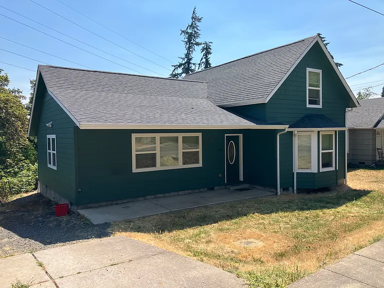 1515 Riverview St — Photo 3
