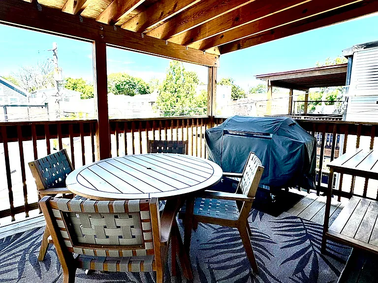 2424 N Mozart St #2 — Photo 28