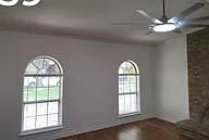 1324 Iris Ln — Photo 9