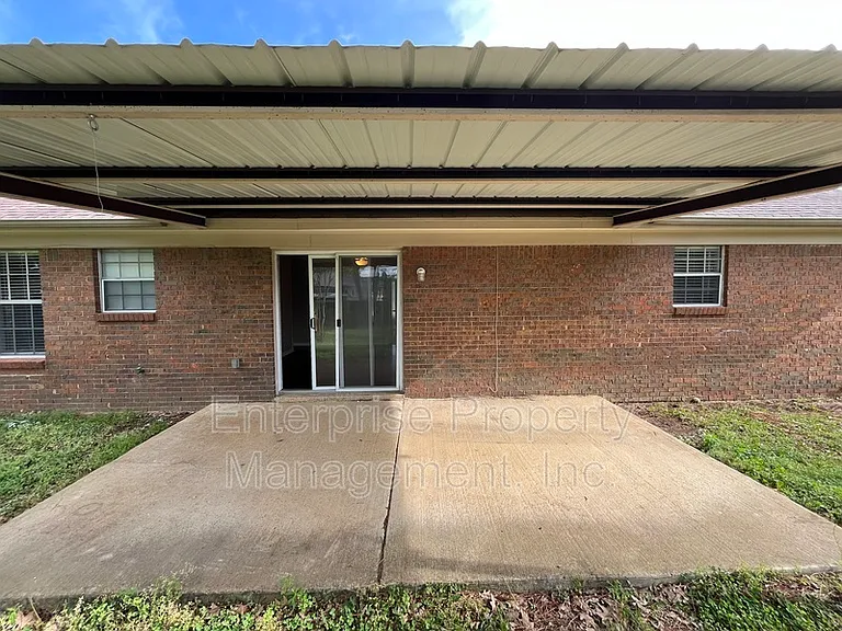 6967 Dawnhill Rd — Photo 24
