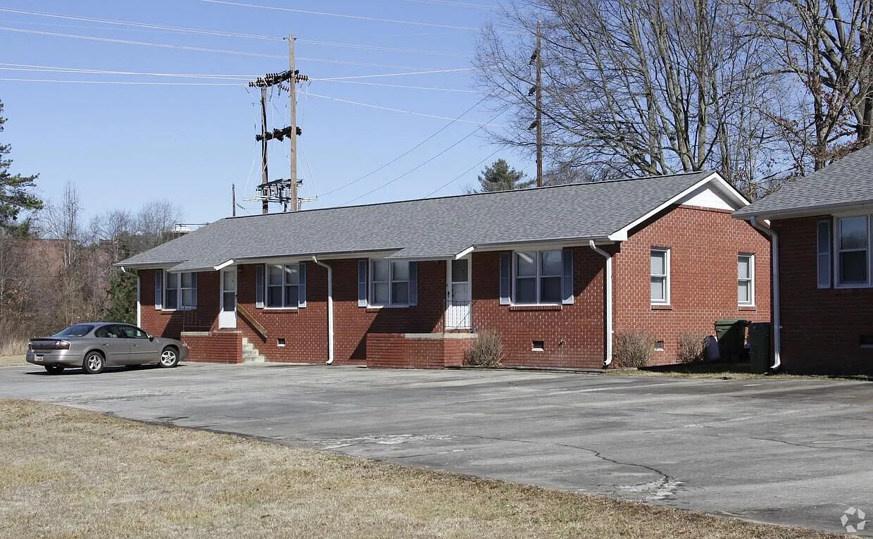 809 Church St - 809 Church Street Apt #1 — Photo 4