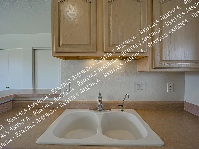 317 W Hononegh Dr #5 — Photo 9