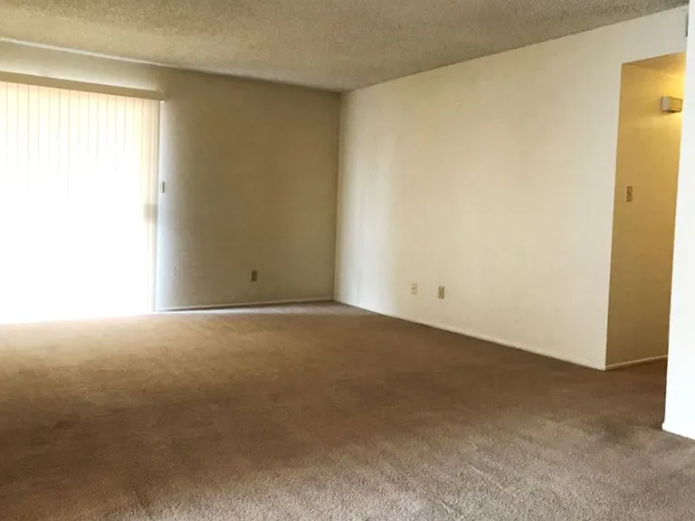 1653 W Plana Ave — Photo 3