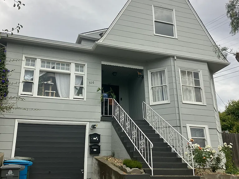 516 Napa St — Photo 1