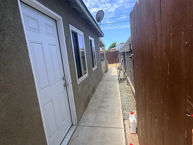 1342 Costa Ave #A — Photo 12