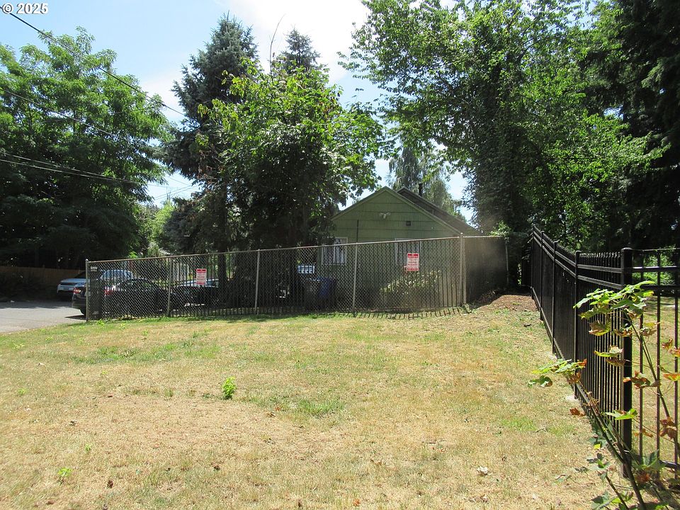 2nd image of 4855 NE 99th Ave
