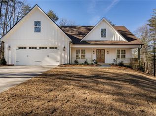 255 Salacoa Mountain View Dr, Jasper, GA 30143