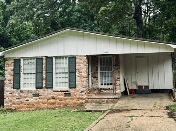 3909 Virginia Dr, Tuscaloosa, AL 35404