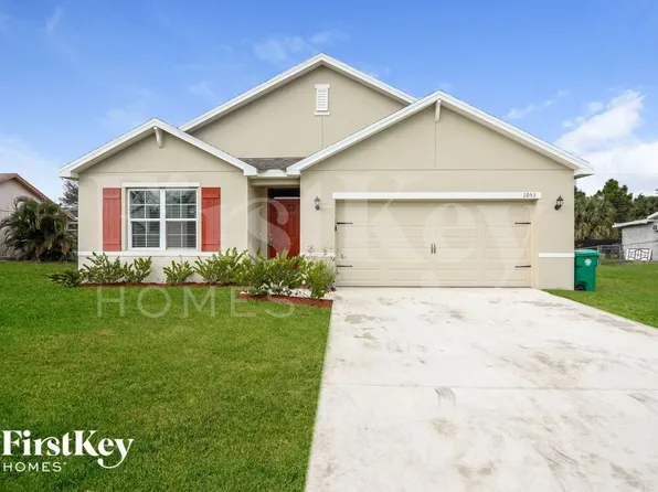 1053 SW Canary Ter, Port Saint Lucie, FL 34953