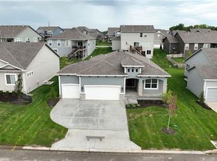 137 SE Griffin St, Blue Springs, MO 64064