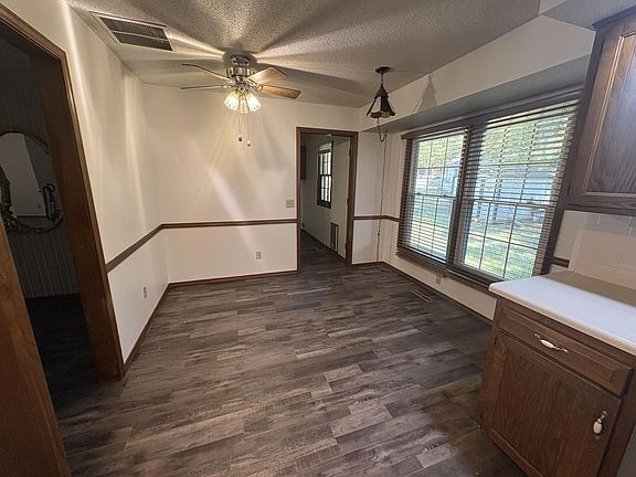 2nd image of 1327 W Riverside Street