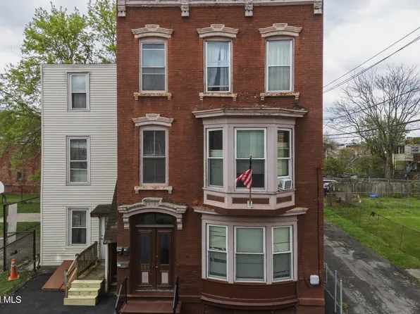 151 Jackson Street, Troy, NY 12180