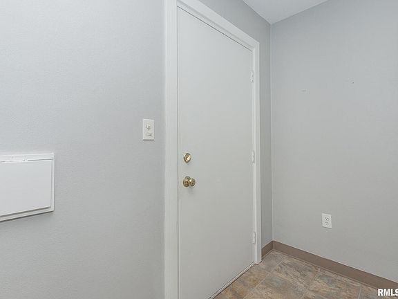 2nd image of 3723 10th Avenue Ct