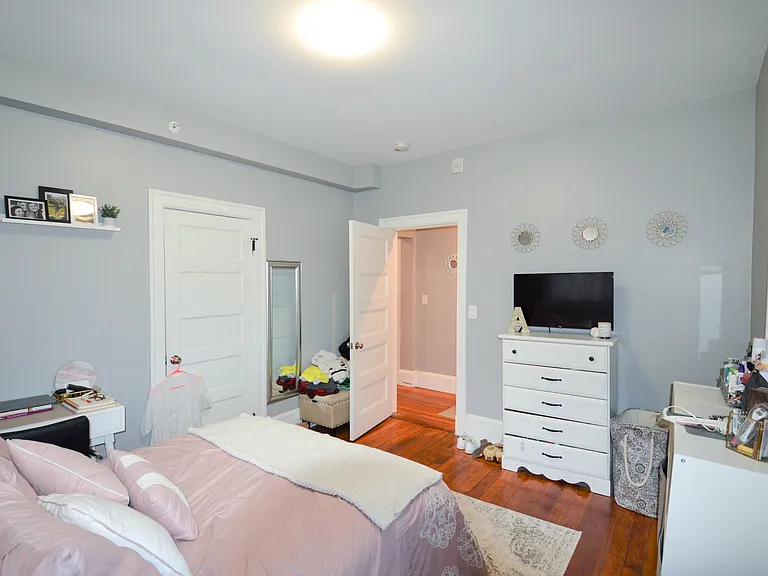 62 Mapleton St #2 — Photo 7