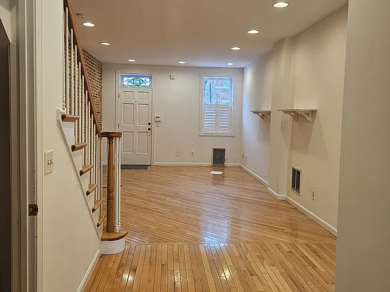 929 Fell St — Photo 2