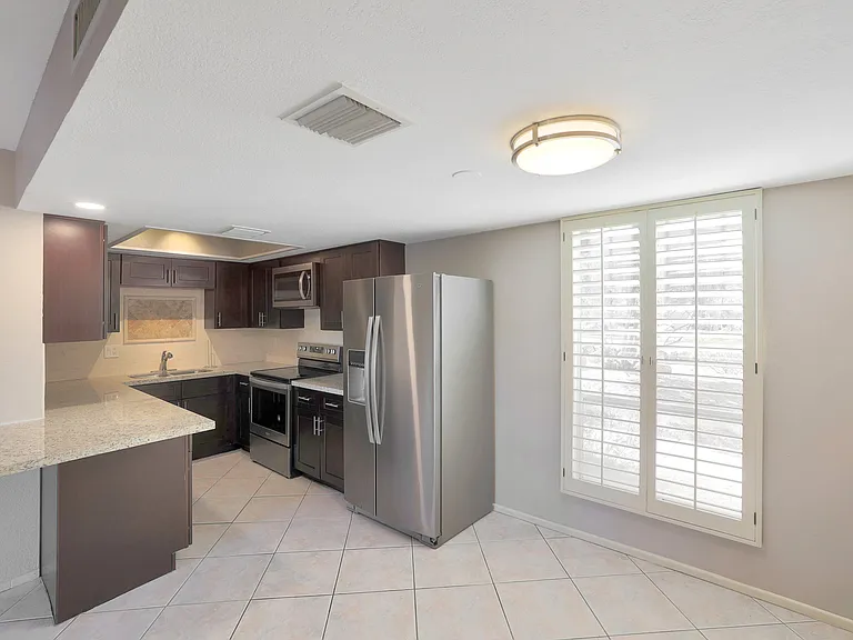 7402 E Carefree Dr #210 — Photo 5