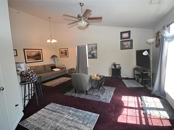 5th image of 705 Tower Grove Dr
