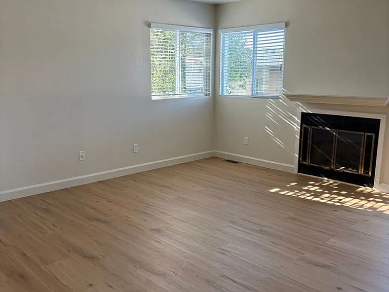 422 Upham St #422B — Photo 3
