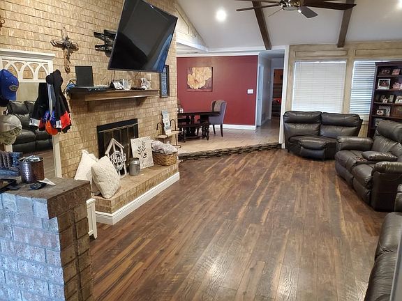 4th image of 4235 Candy Ln