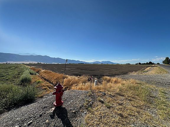 Lot 1 looking SE