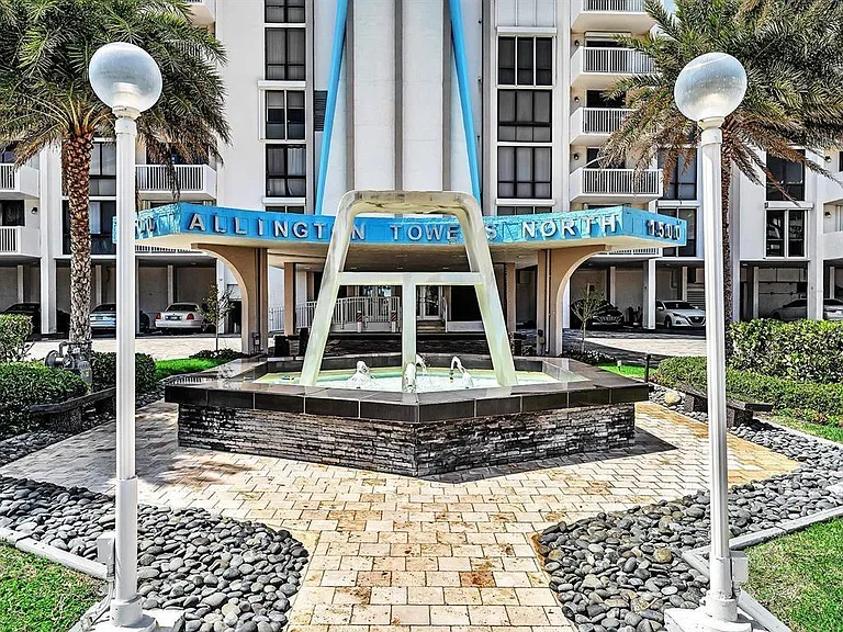 1600 Socean Dr #1 — Photo 16