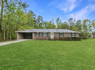 159 Carolina Dr, Saint Stephen, SC 29479