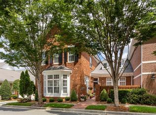 6360 Wakehurst Rd, Charlotte, NC 28226