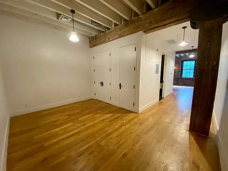 103 N 10th St #2KK — Photo 2
