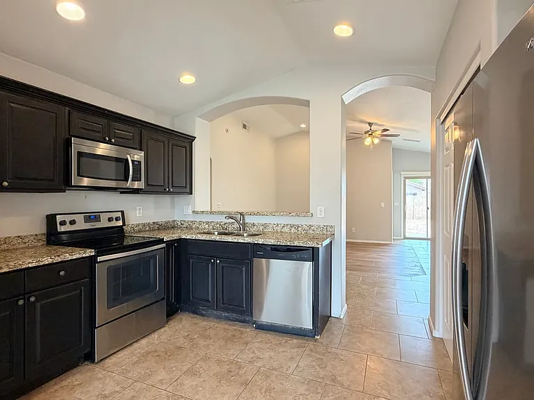 12941 W Bloomfield Rd — Photo 9