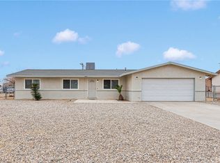 14825 Luna Rd, Victorville, CA 92392