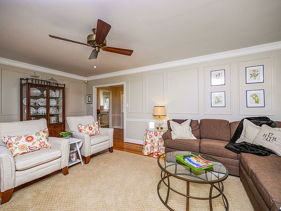 4th image of 7020 Yorktowne Dr