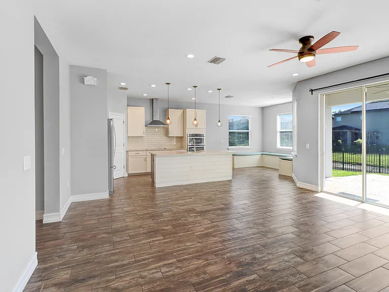 16325 Hyde Manor Dr — Photo 9
