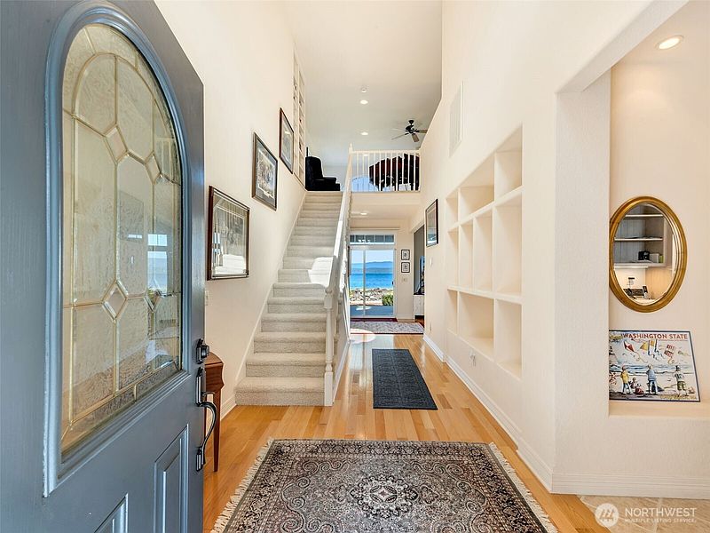 5th image of 18114 Sandridge Road
