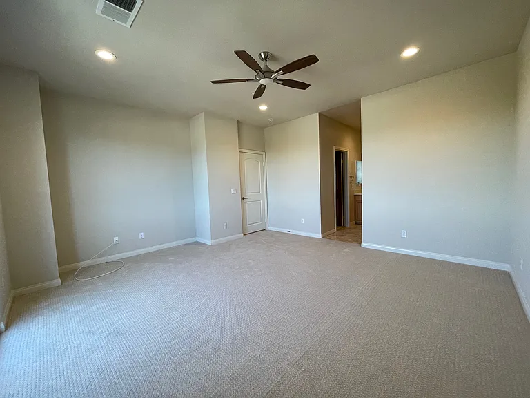 534 Camden Yards Way — Photo 4