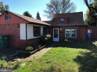 735 Merlin St, Bristol, PA 19007